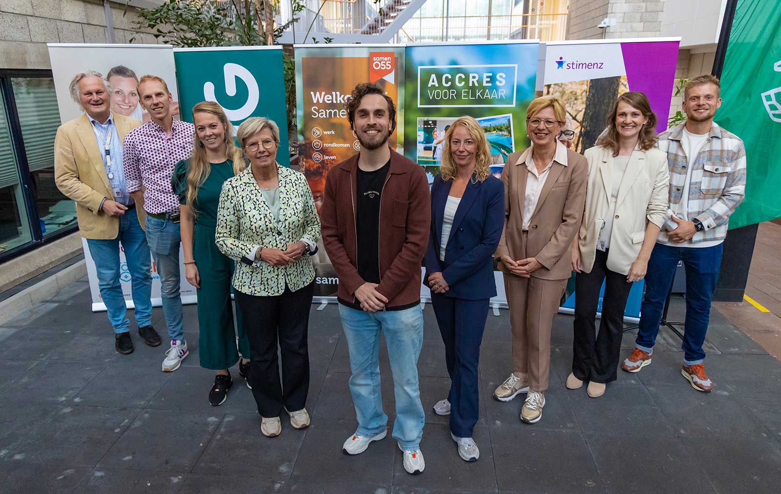 De deelnemende partners bij de opening van het Leefstijlloket Apeldoorn