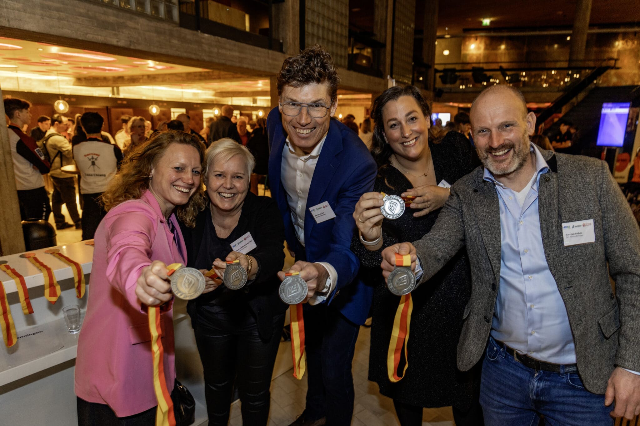 Olympische juryleden reiken Sportpenningen, Sportprijzen en de nieuwe Sport en Beweegprijs uit