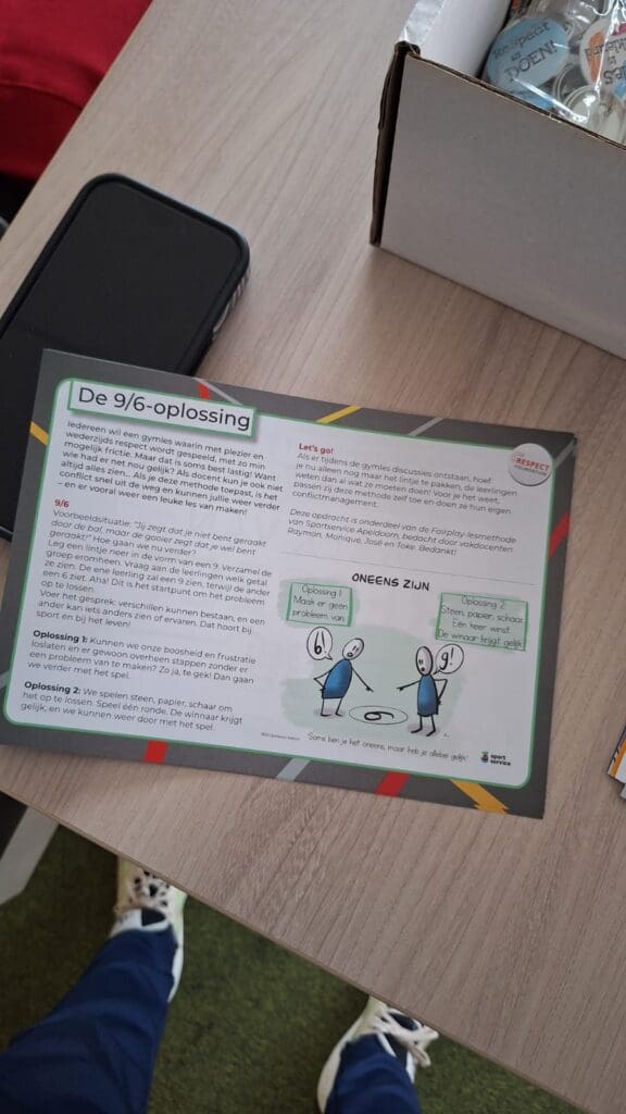 Één van de leskaarten die in de Respectboxen werden verspreid